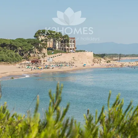 Janet L' Escala